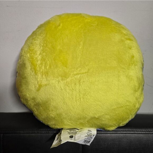 Smiley Chartreuse Throw Pillow & Blanket Set Flutter Plush Room Essentials Emoji - Picture 5 of 12